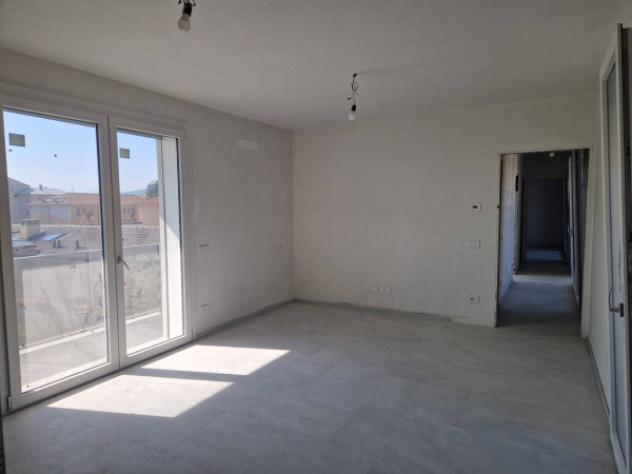 Attico / Mansarda di 102 m² con 3 locali in vendita a Varese - Foto 4
