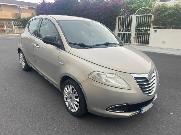 Lancia Ypsilon 1.3 MJT 16V 95 CV 5 porte - Foto 3