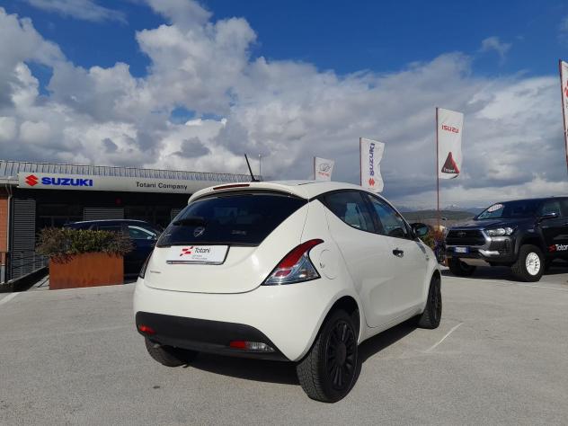 Lancia Ypsilon III 2015 1.0 firefly hybrid Silver s&s 70cv - Foto 3