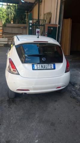 Lancia Ypsilon 0.9 TwinAir 85 CV 5 porte Metano Ecochic Platinum - Foto 4
