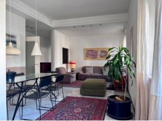Appartamento di 90 m² con 2 locali in affitto a Milano