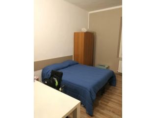 Stanza in appartamento in affitto a Modena