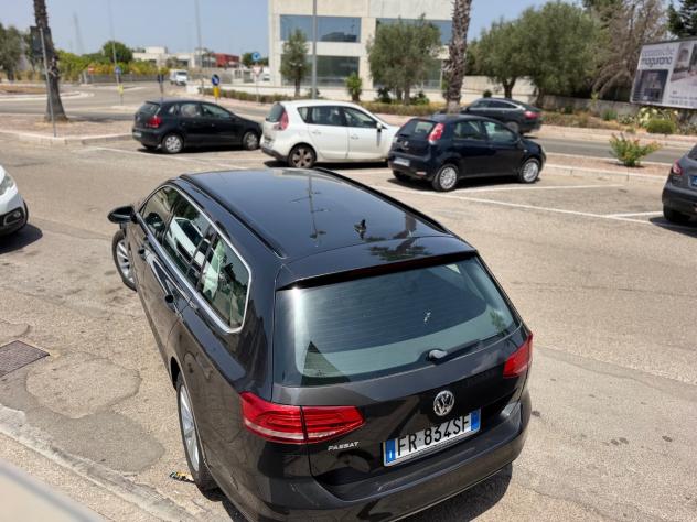 Volkswagen Passat Variant 1.6 TDI SCR DSG Business BMT - Foto 3