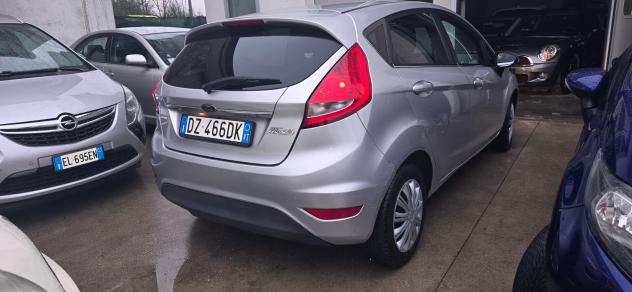 Ford Fiesta 1.4 TDI ottimo per nuovi patentati - Foto 4