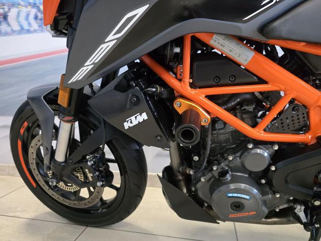 KTM 390 Duke 09/2023 - Km 28000 (A2) - Foto 10
