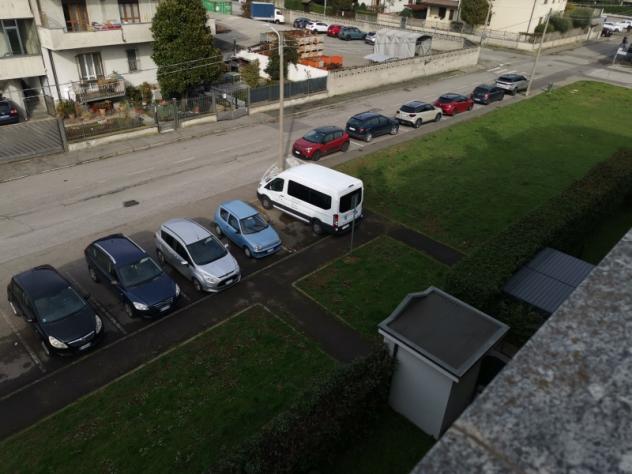 Trilocale lussuosamente arredato con terrazzo - Foto 8
