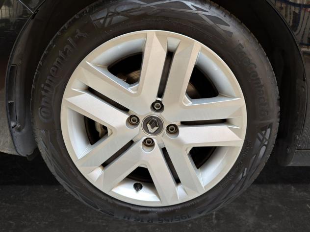 Renault Clio 1.6 Hybrid E-TECH 140cv ZEN - Foto 8