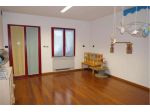 358/2025 U BG - Scuola e laboratori scientifici in asta a Romano di Lombardia