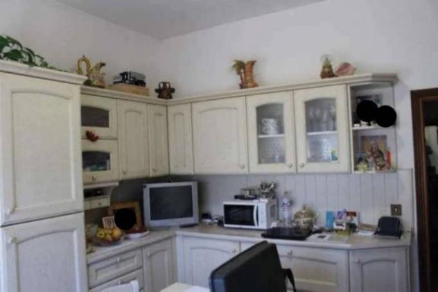 Immobile in asta di 383 m², box auto in vendita a Gualdo Cattaneo - Foto 3