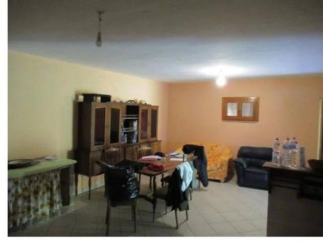 Immobile in asta di 166 m², box auto in vendita a Gubbio - Foto 4