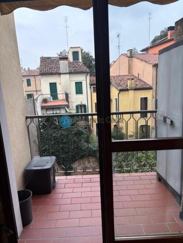 CENTRO STORICO: monolocale arredato con terrazza - Foto 2