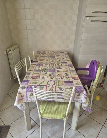 CUCINA COMPLETA + TAVOLO IN CORDINATO CON 4SEDIE - Foto 4