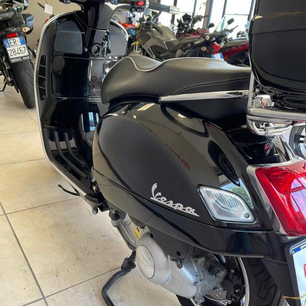 Piaggio Vespa 300 GTS null - Foto 9