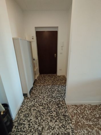 AFFITTASI 1 AMPIA STANZA SINGOLA con letto matrimoniale – VIALE SARCA 94, MILANO - Foto 3