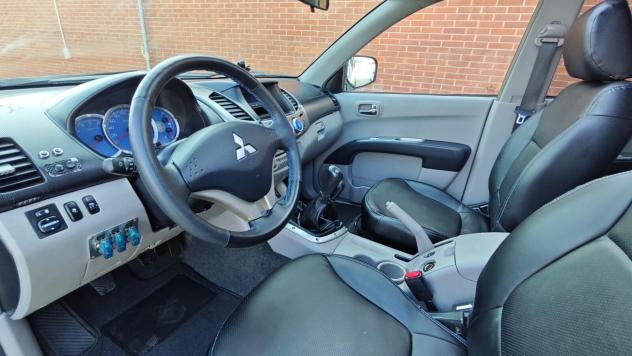 Mitsubishi L200 2.5 DI-D/136CV Club Cab Intense - Foto 7