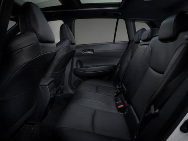 TOYOTA Corolla Cross 2.0 Hybrid 180 CV E-CVT AWD-i Premium rif. 24062181 - Foto 8
