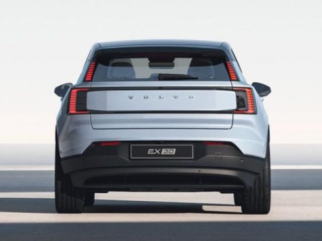 VOLVO EX30 P5 Long Range Plus Black Edition N1 (2023--) rif. 23759676 - Foto 7