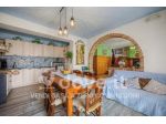 Casa indipendente di 417 m² con più di 5 locali e box auto in vendita a Orm &hellip;