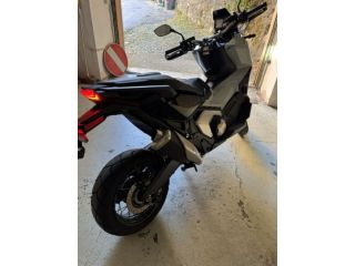 HONDA X-ADV 750