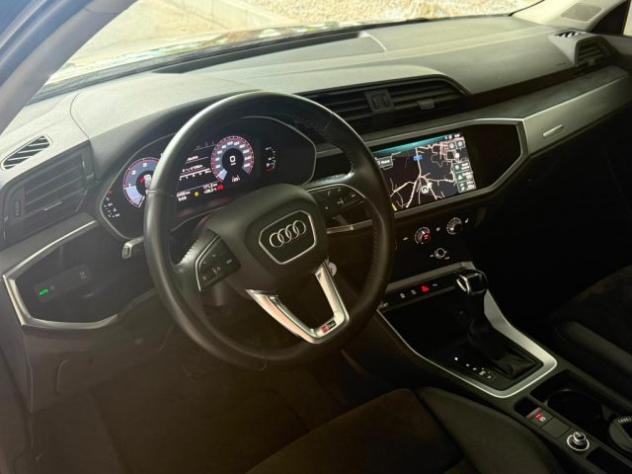AUDI Q3 2.0 TDI 150 CV S tronic Business rif. 23940891 - Foto 9
