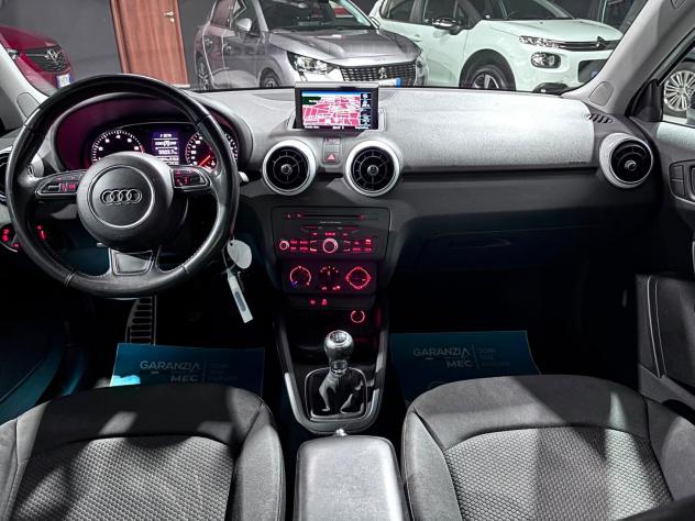 Audi A1 S-Line Benzina Neopatentati - Foto 9