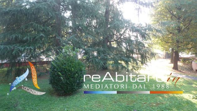 Quadrilocale luminoso con terrazzino e box doppio - libero subito - Foto 4