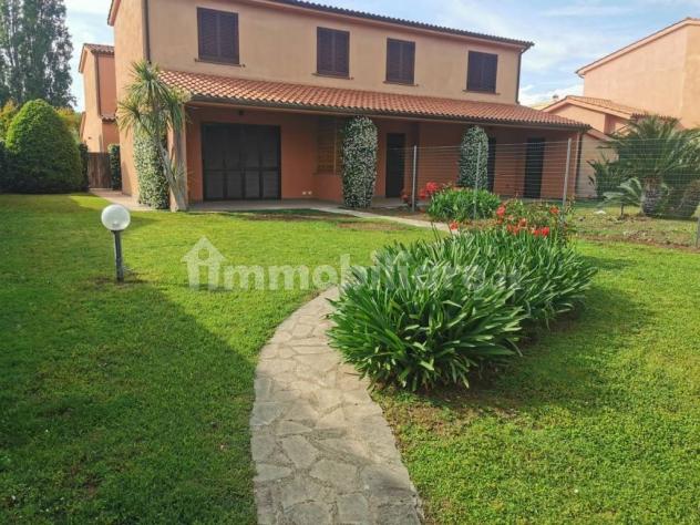 Montalto di Castro vendesi villa 5 vani 117 Mq - Foto 2