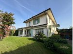 Villa in affitto a Forte dei Marmi 220 mq  Rif: 1252816