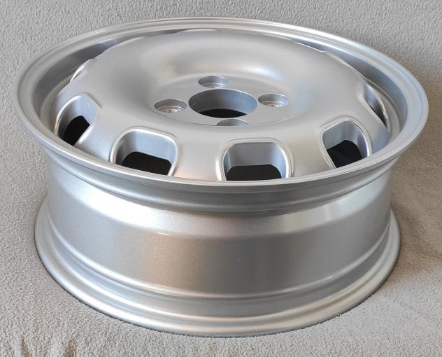 Cerchi tz 5,5x 15 4x145 et40 lancia flaminia - Foto 6