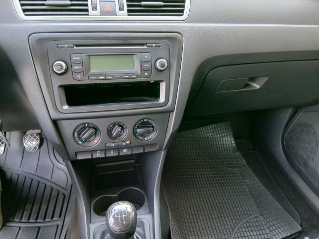 Skoda Rapid 1.2 Tsi Active Spaceback neo patentati prezzo FINANZIABILE - Foto 8