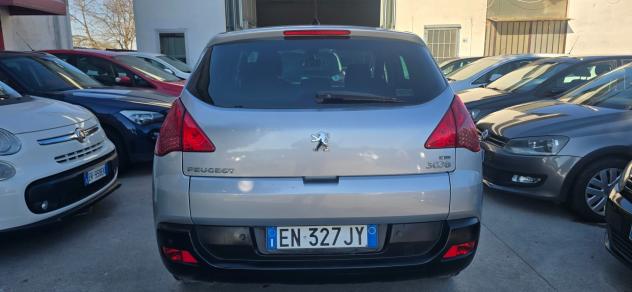 Peugeot 3008 1.6 e-HDi 112CV cambio robotizzato Stop&Start Access - Foto 8