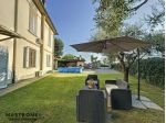 BIFAMILIARE di 8 vani e di 240 mq (ALTOPASCIO) rif. 3534