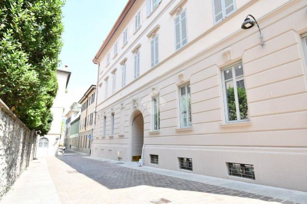 Appartamento di 500 Mq con Giardino In Via Parini - Foto 2