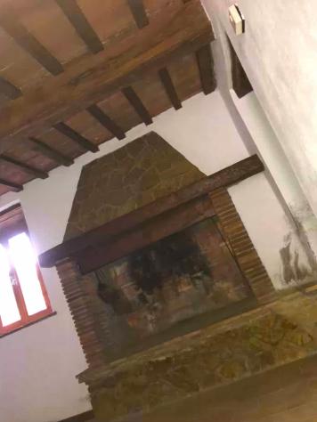 RUSTICO di 5 vani e di 105 mq (SORANO) rif. APPALTO 59 - Foto 3