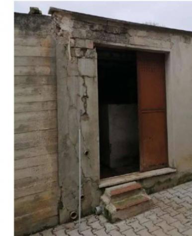 Immobile in asta di 248 m² con più di 5 locali e box auto in vendita a Montottone - Foto 3
