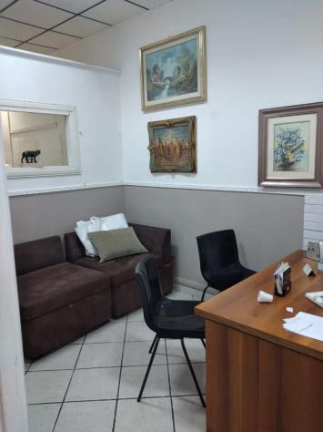 Negozio C1 Via D. Cambellotti a Tor Bella Monaca - Foto 4