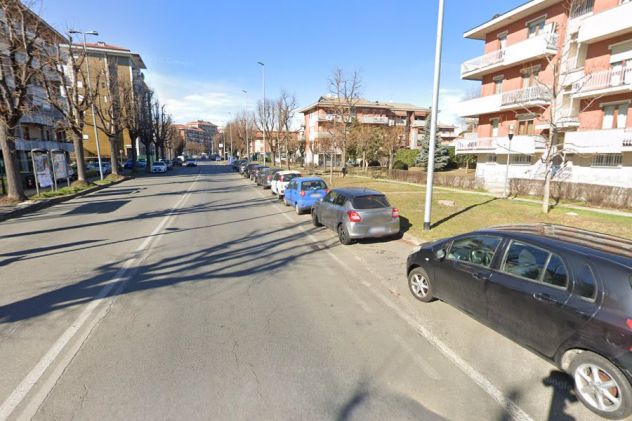 BORGARO TORINESE TRILOCALE FINEMENTE RISTRUTTURATO - Foto 3