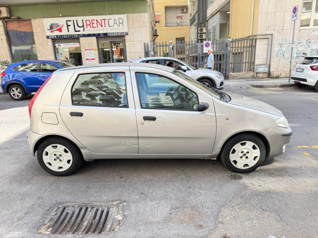 FIAT PUNTO 1.3 MULTIJET DIESEL 5 PORTE CLIMATIZZATA - Foto 8