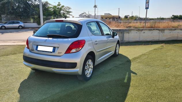 Peugeot 207 1.4 HDi 70 cv 2013 NEOPATENTATI - Foto 3