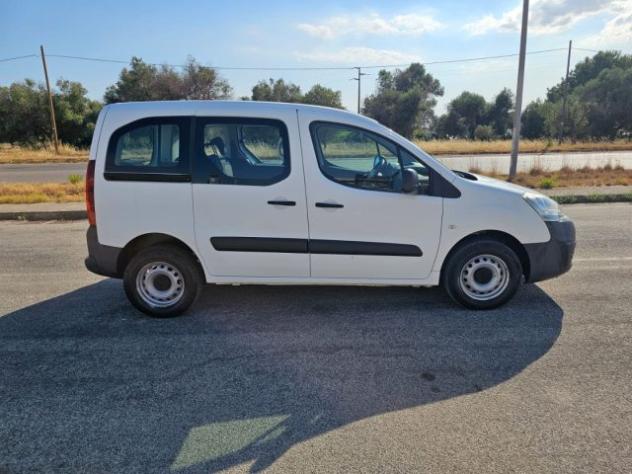 PEUGEOT Partner TEPEE 1.6 BLUEHDI 75CV ACCESS MIX 5 POSTI N1 rif. 23712785 - Foto 4