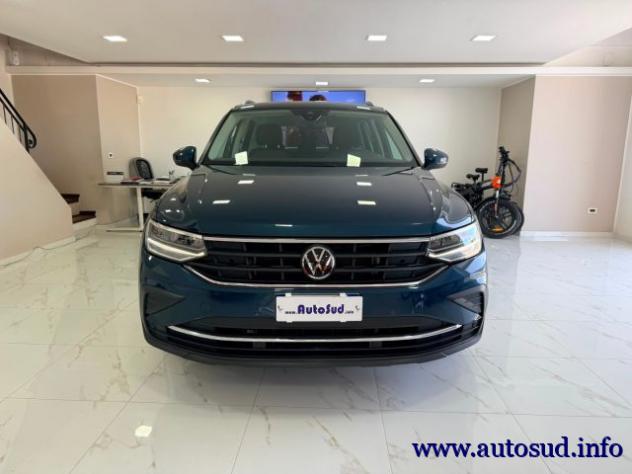 VOLKSWAGEN Tiguan 2.0 TDI 150 CV SCR DSG Life rif. 23991597 - Foto 2