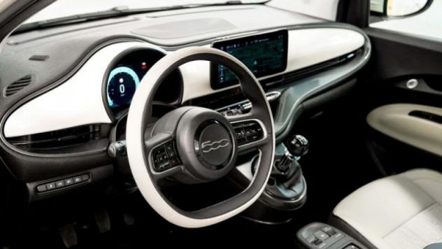 FIAT 500 Berlina Hybrid Icon rif. 23255745