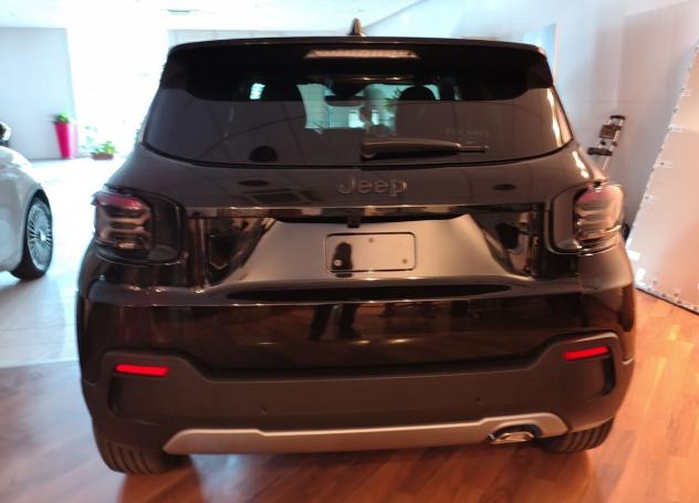 Jeep Avenger e-Hybrid 1.2 MHEV Turbo Black Edition - Foto 8