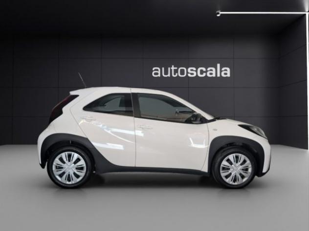 TOYOTA Aygo X 1.0 VVT-i 72 CV 5 porte Active rif. 23849056 - Foto 5