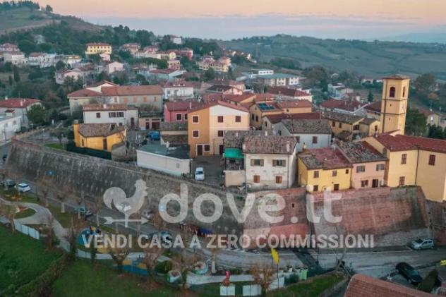 Villetta a schiera di 100 m² con 4 locali in vendita a Tavullia