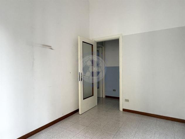 Trilocale con box in centro Monza NON ARREDATO - Foto 11