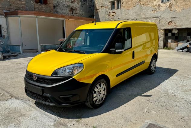Fiat Doblo Dobl1.3 MJT PL-TN Cargo Maxi Lamierato SX E5 - Foto 4