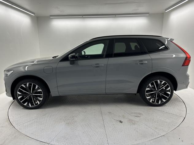 Volvo XC60 Recharge T6 Plug-in AWD auto Ultra Dark - Foto 6