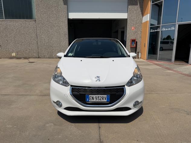 Peugeot 208 1.4 HDi 68 CV 5 porte Access - Foto 2