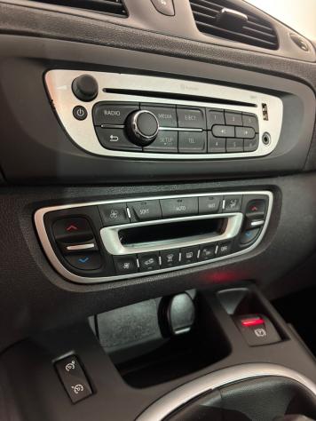 Renault Scenic Scic 1.5 dCi 110CV*7 POSTI* - Foto 10